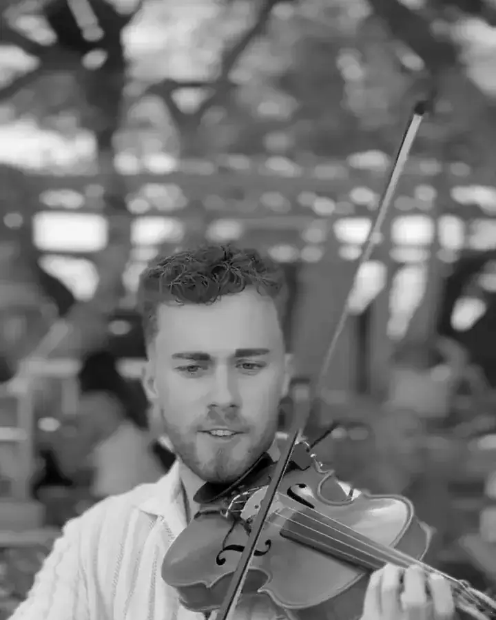 DJ set + violín